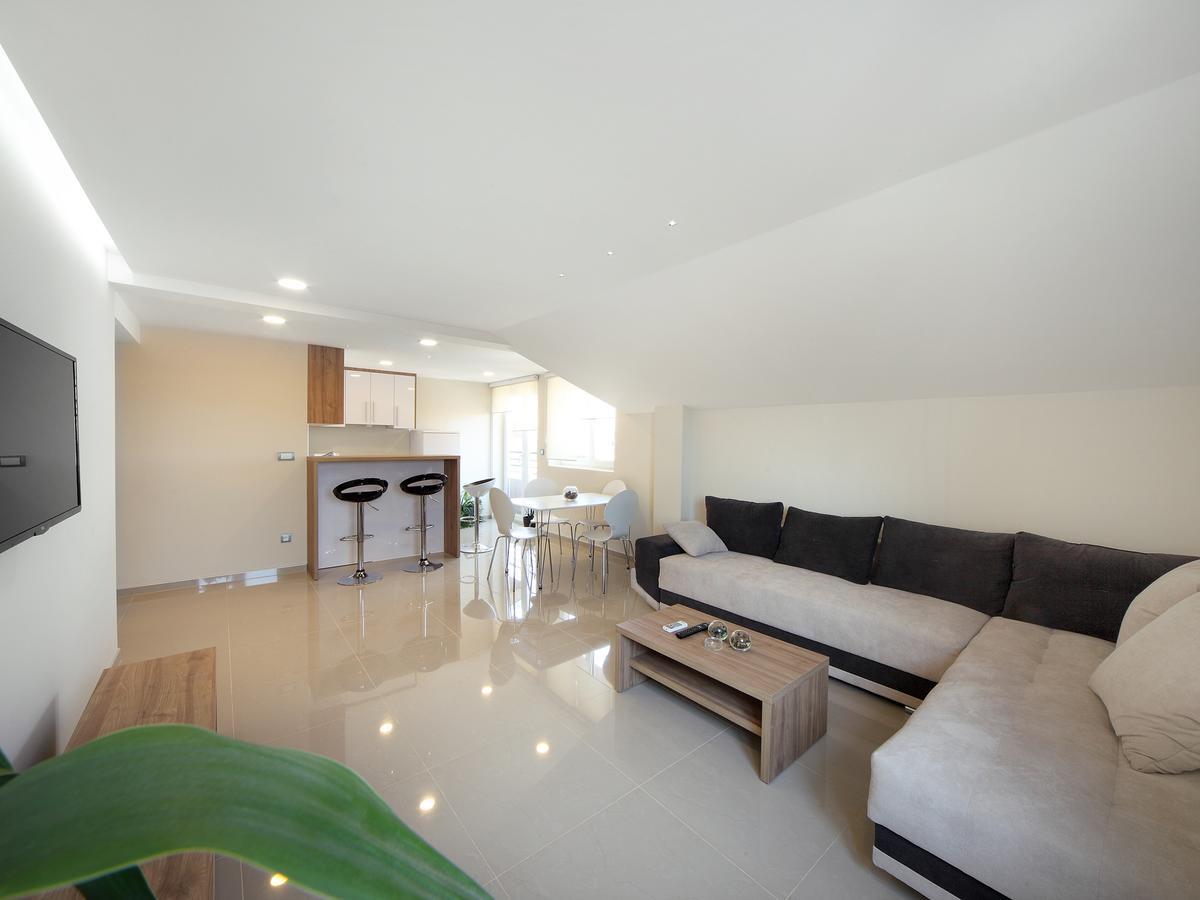 Agent Lux Apartments Jagodina Εξωτερικό φωτογραφία